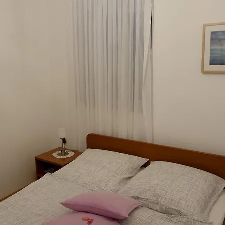 Lena Διαμέρισμα