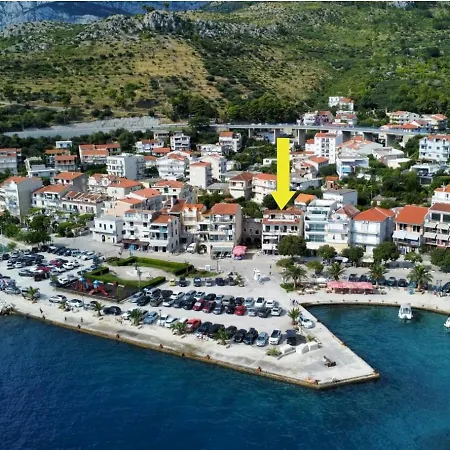 Lena Διαμέρισμα *