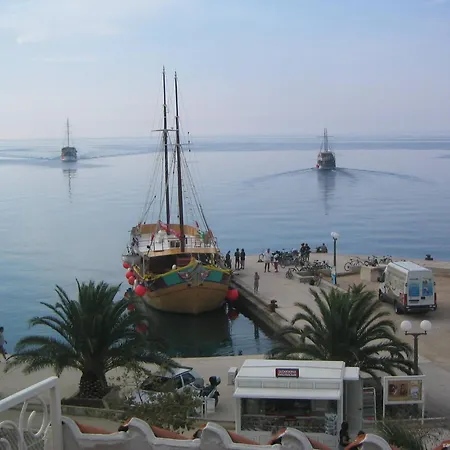 Διαμέρισμα Lena